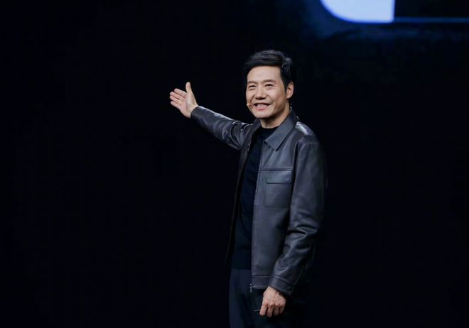 7 Ultra：地表最速价格屠夫j9九游会真人游戏第一小米SU(图2)